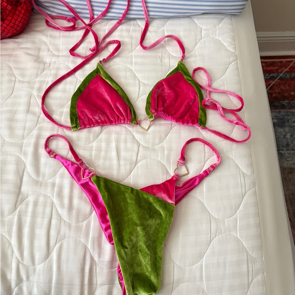 Vibrant Pink and Green Women's Intimate Set